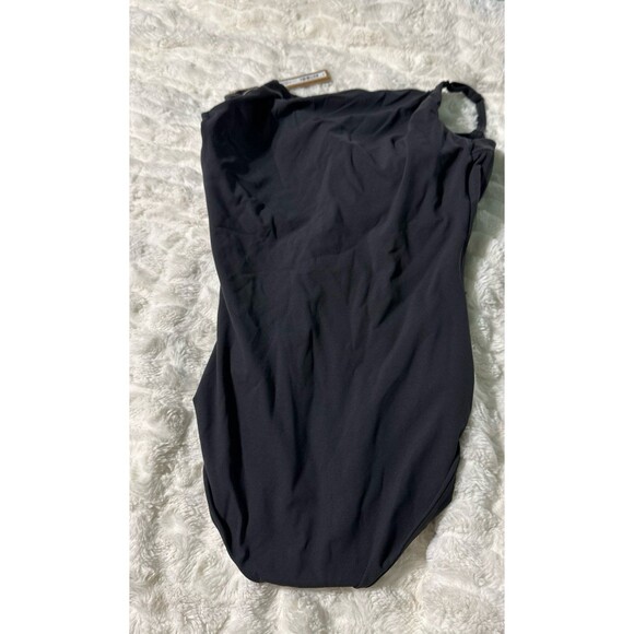 New SKIMS back smoothing brief Bodysuit - Picture 8 of 8